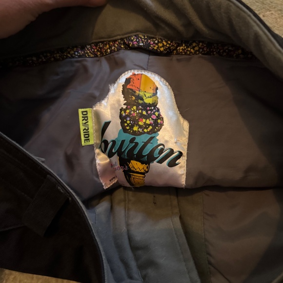 Burton Dry Ride snowboard pants - Picture 5 of 5